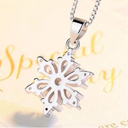 Sterling Silver Jewelry AAA Zircon Snowflake Pendant Necklace For Women