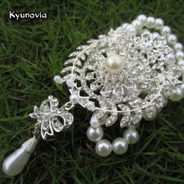 Hand Corsage Pearl Bracelet jeweled crystal bling wedding bracelets Wrist corsage Brooch Flower
